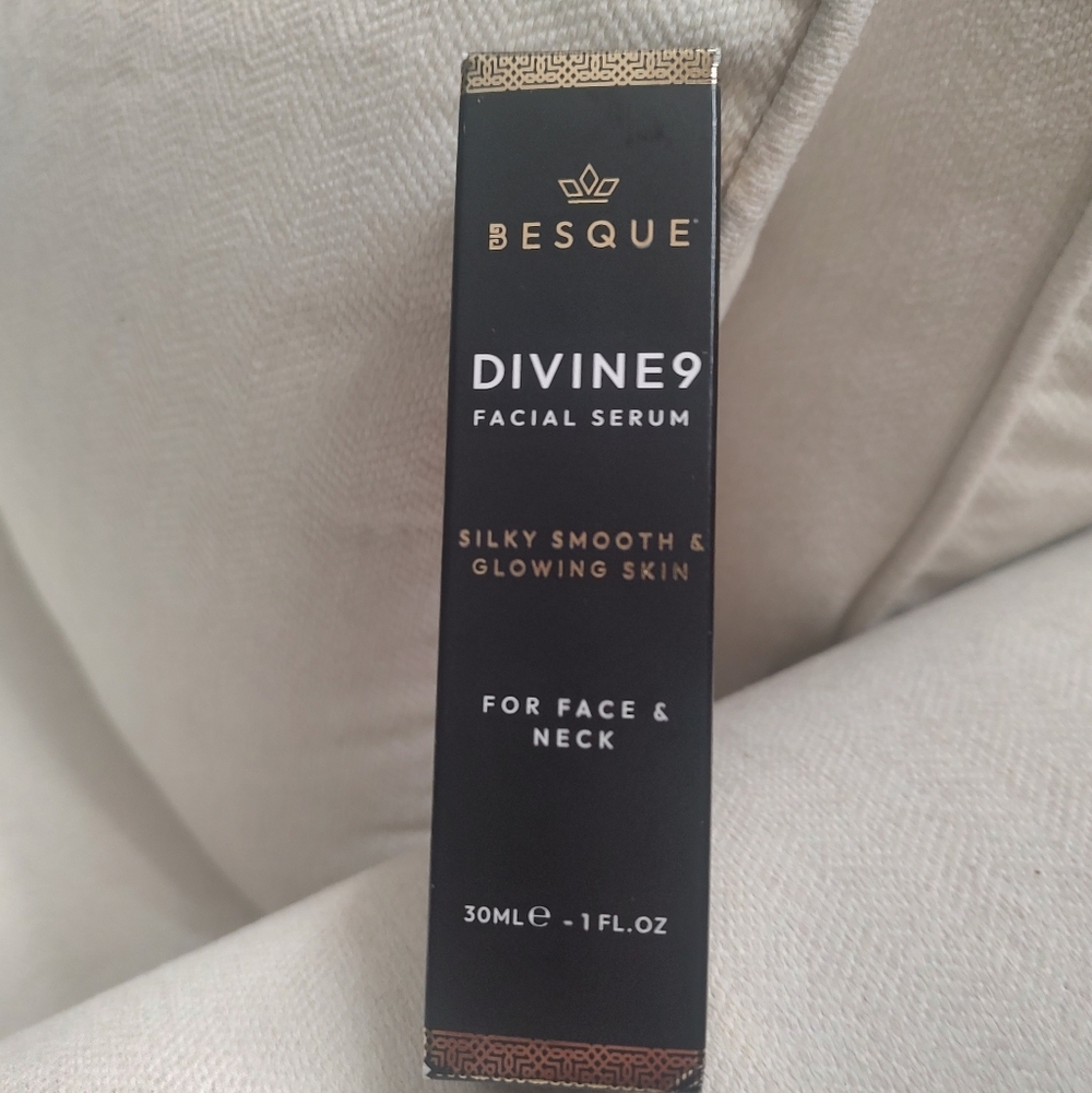 Besque Divine9 Facial Serum